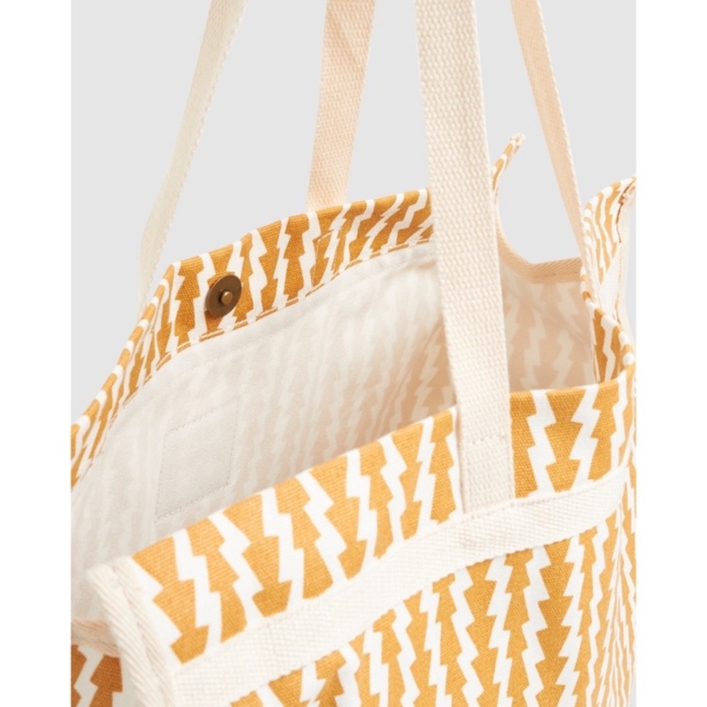 Billabong Canvas Tote Bag - Picture 3 of 6